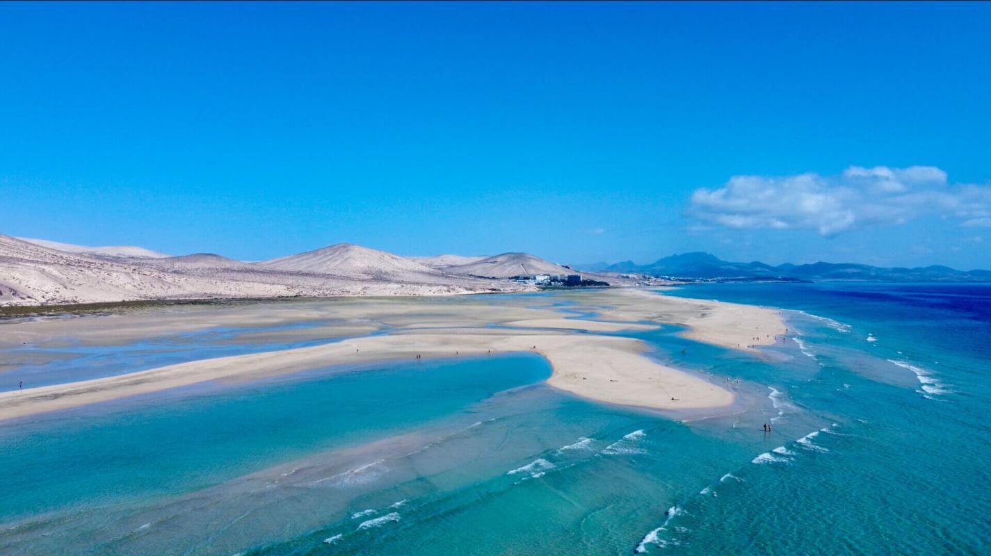 Playa del Sotavento y sus lagunas