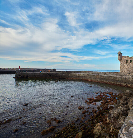 Muelle histórico del Puerto de la Cruz. Tenerife.