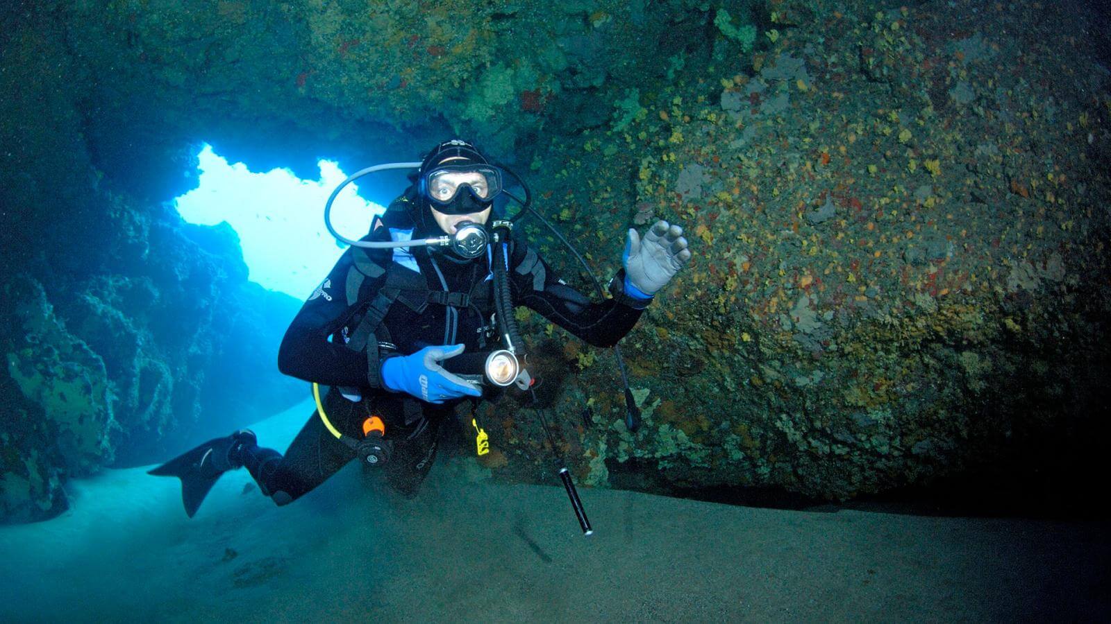 How and Where to Go Diving for the First Time in Lanzarote Hello