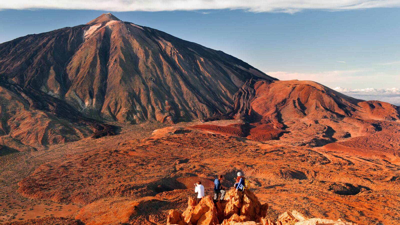 Excursion to the peak of the Teide National Park. Hello Canary Islands
