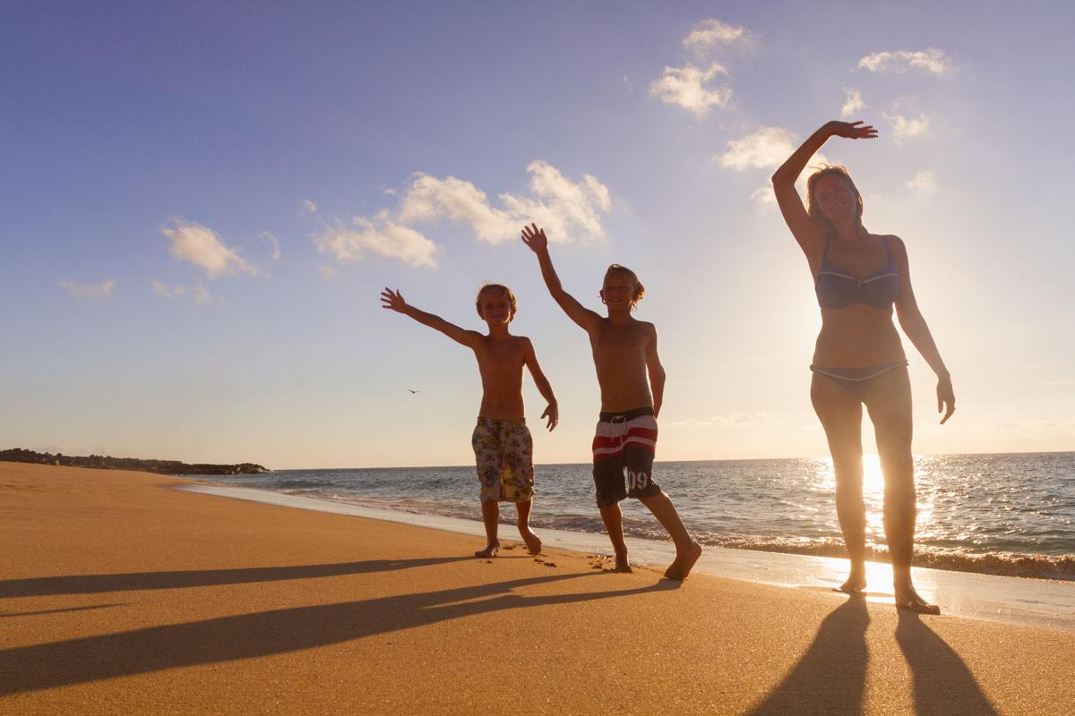 Familia en la playa