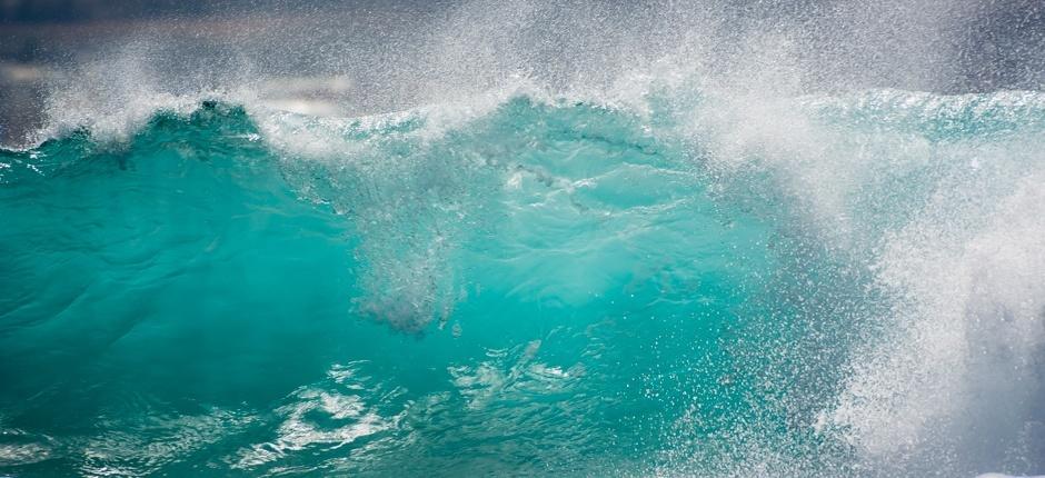 Surf at El Confital Surf spots in Gran Canaria