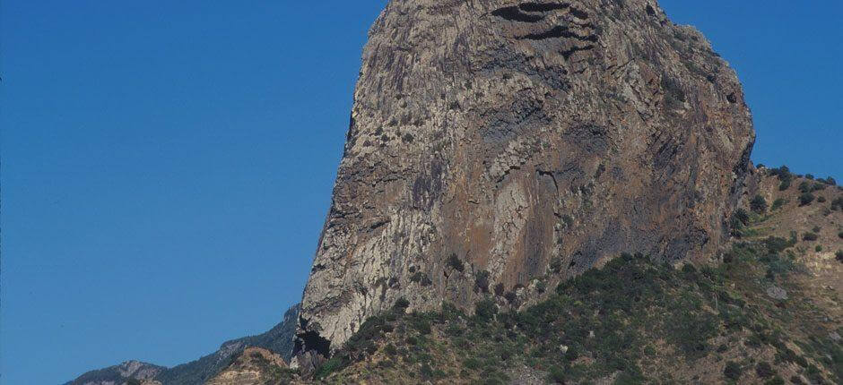 Climbing the Roque Cano, Climbing in La Gomera