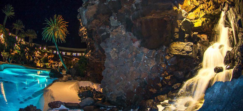Jameos del Agua. Museums and tourist centres of Lanzarote 