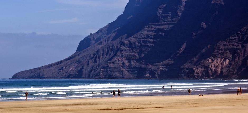 Famara beach + Popular beaches in Lanzarote