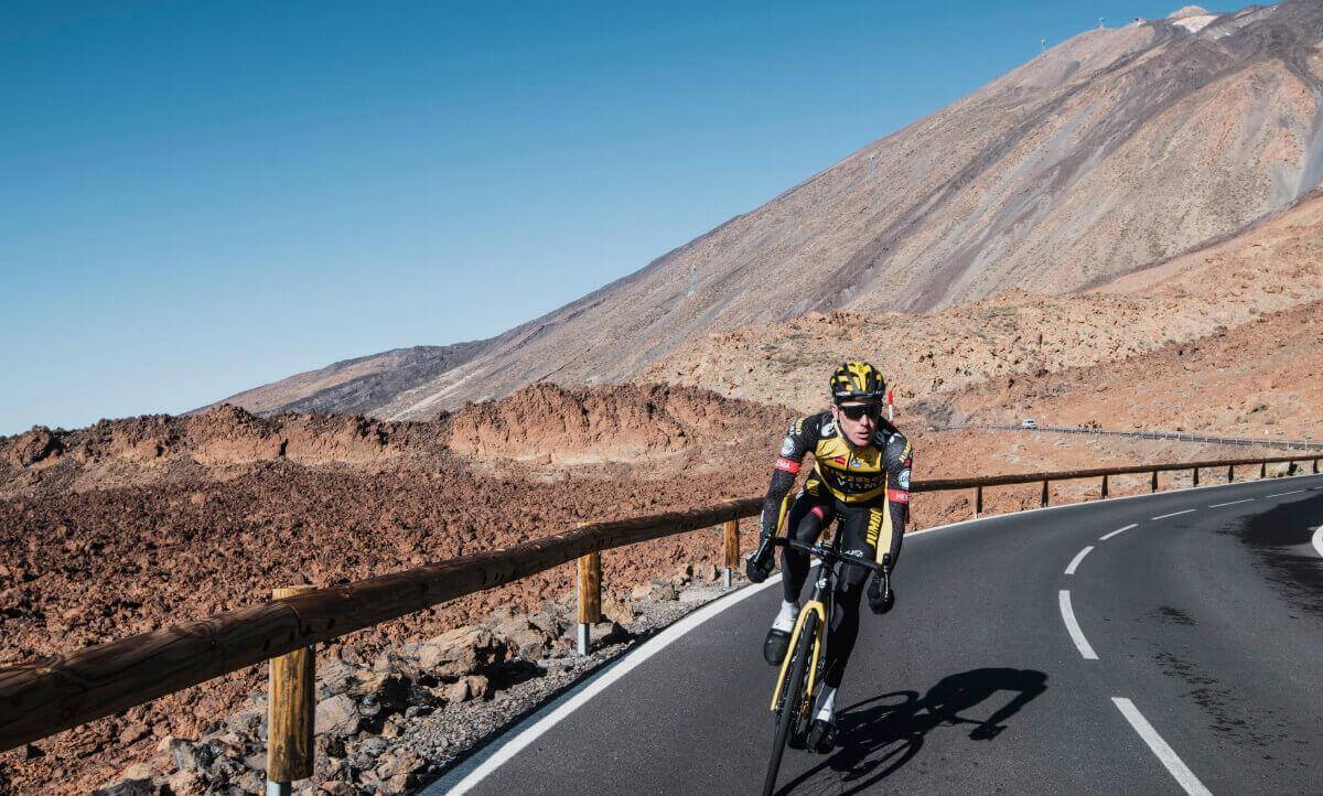 Banner rutas de ciclismo en las Islas Canarias.