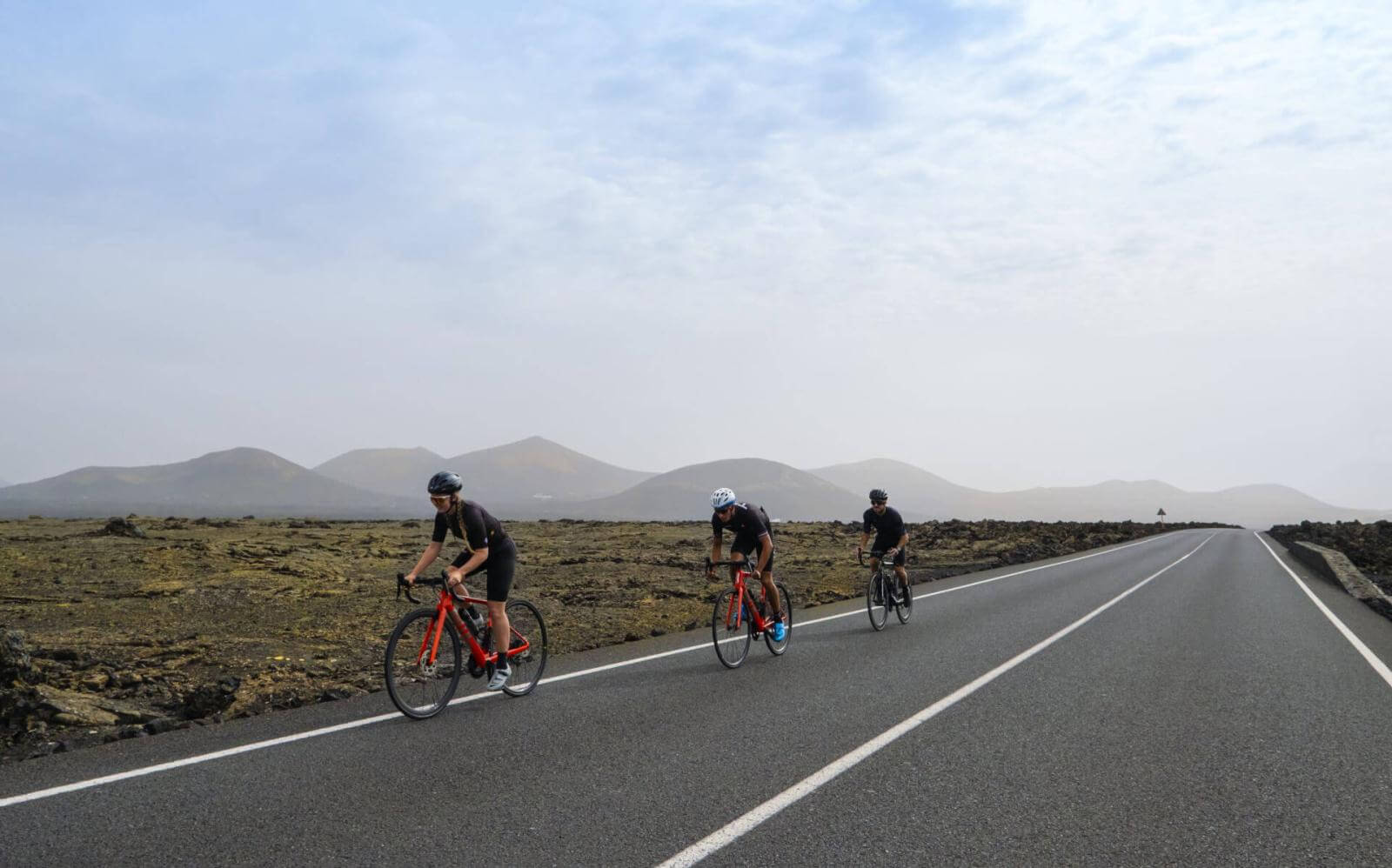 Ciclistas Timanfaya