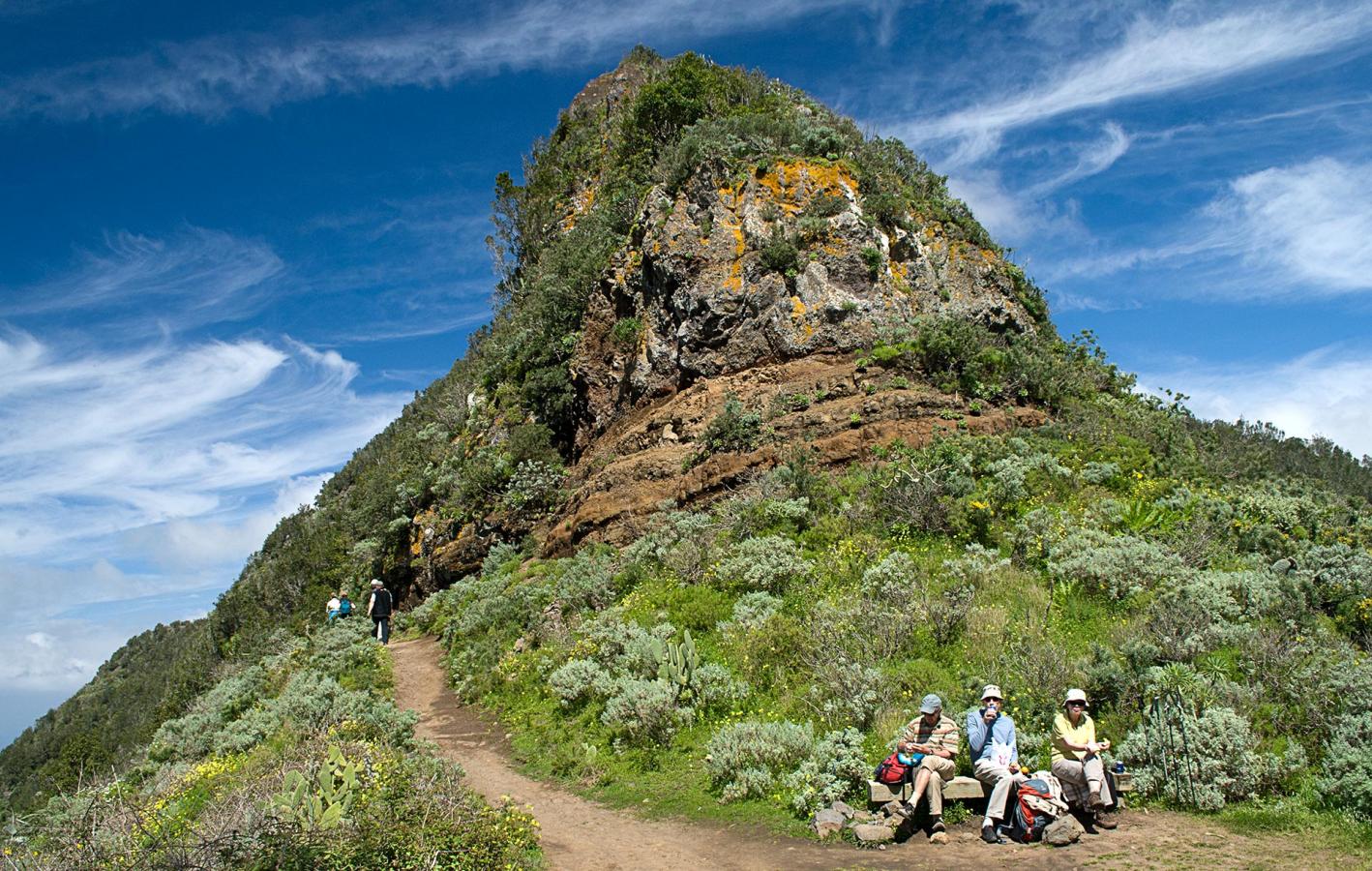 Cruz del Carmen-Punta del Hidalgo. Senderos de Tenerife