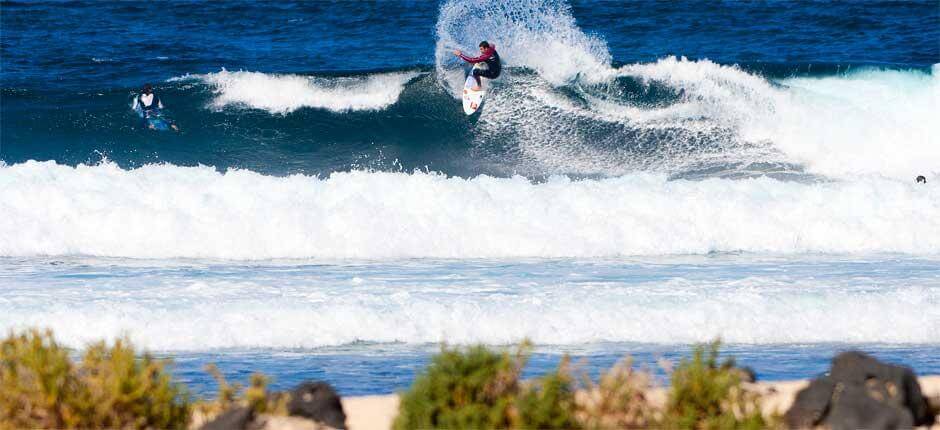 Surfing at El Hierro surf spot, Surfing Spots in Fuerteventura