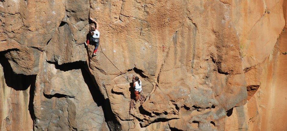 Climbing the Barranco del Agua, Climbing in La Palma