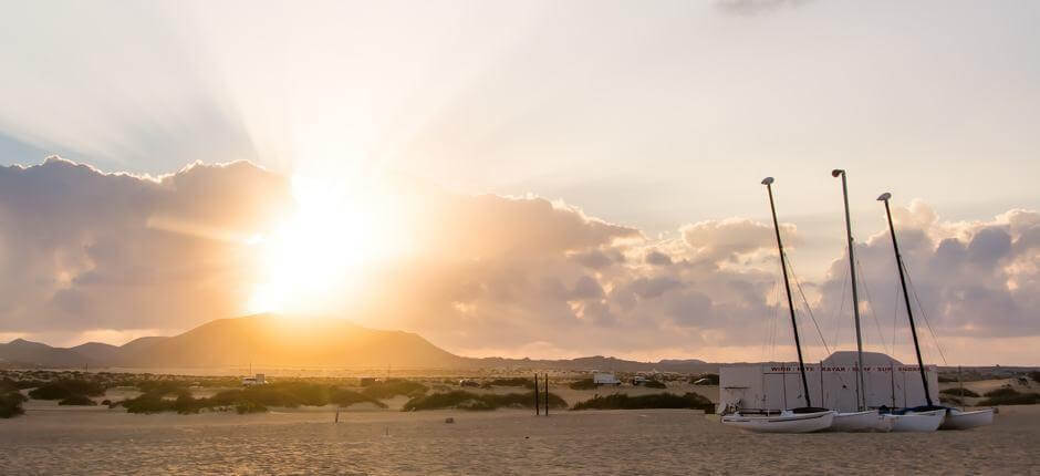 Windsurfing on Flag Beach in Corralejo, Windsurfing Spots in Fuerteventura