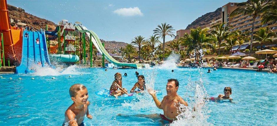 Oasis Lago Taurito Theme parks in Gran Canaria