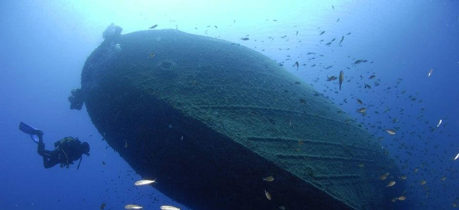 Wrecks in Puerto del Carmen. Scuba diving in Lanzarote 