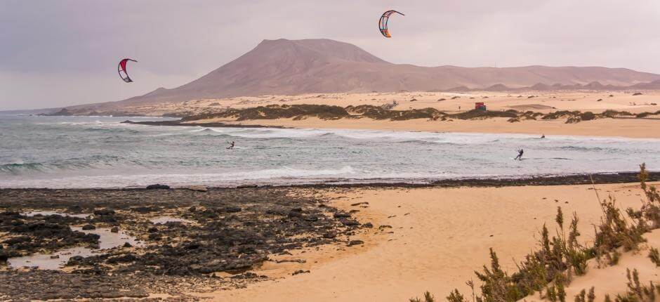 Kitesurf on El Burro beach, Kitesurfing spots in Fuerteventura 